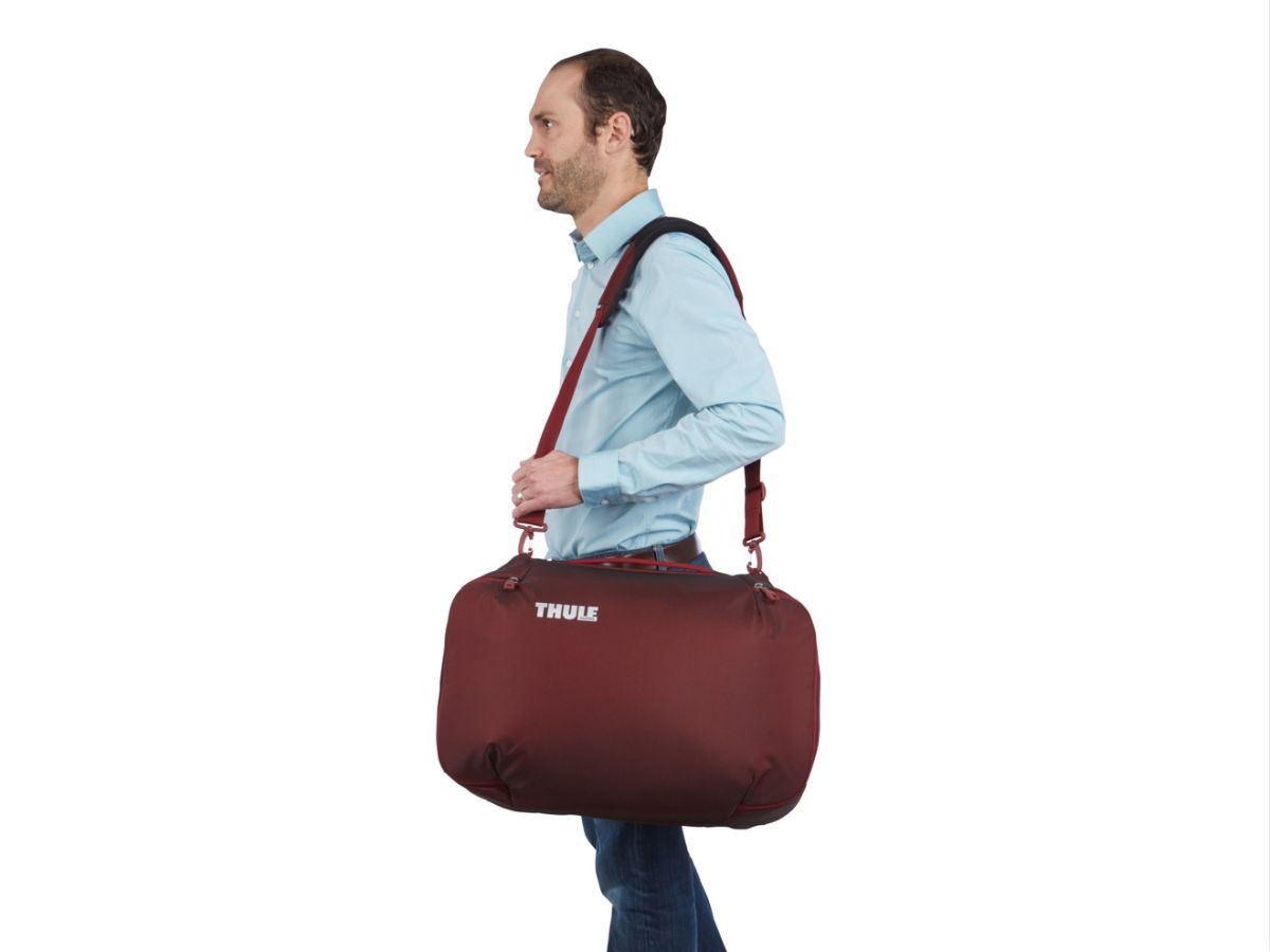 Náhled produktu - Thule Subterra cestovní taška/batoh 40 l TSD340EMB - vínově červená