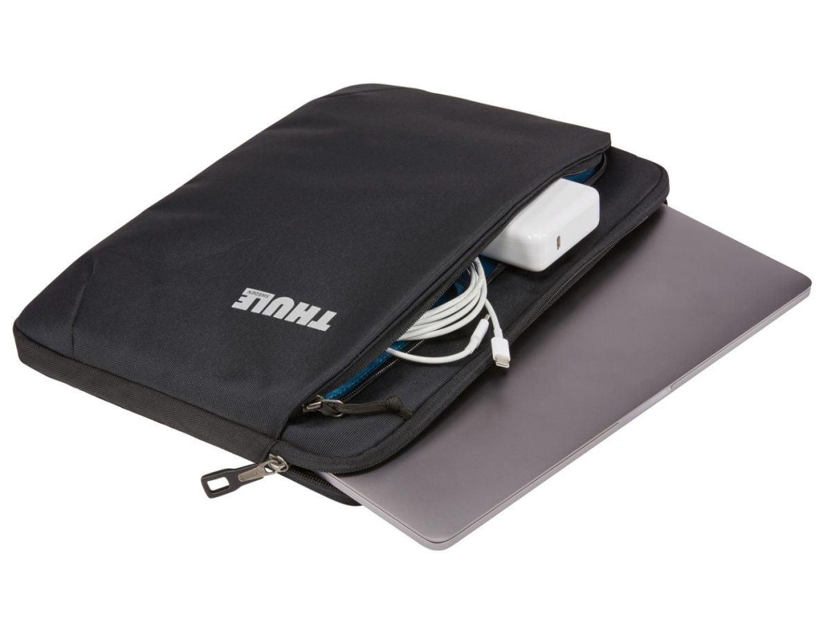 Náhled produktu - Thule Subterra pouzdro na MacBook® 15