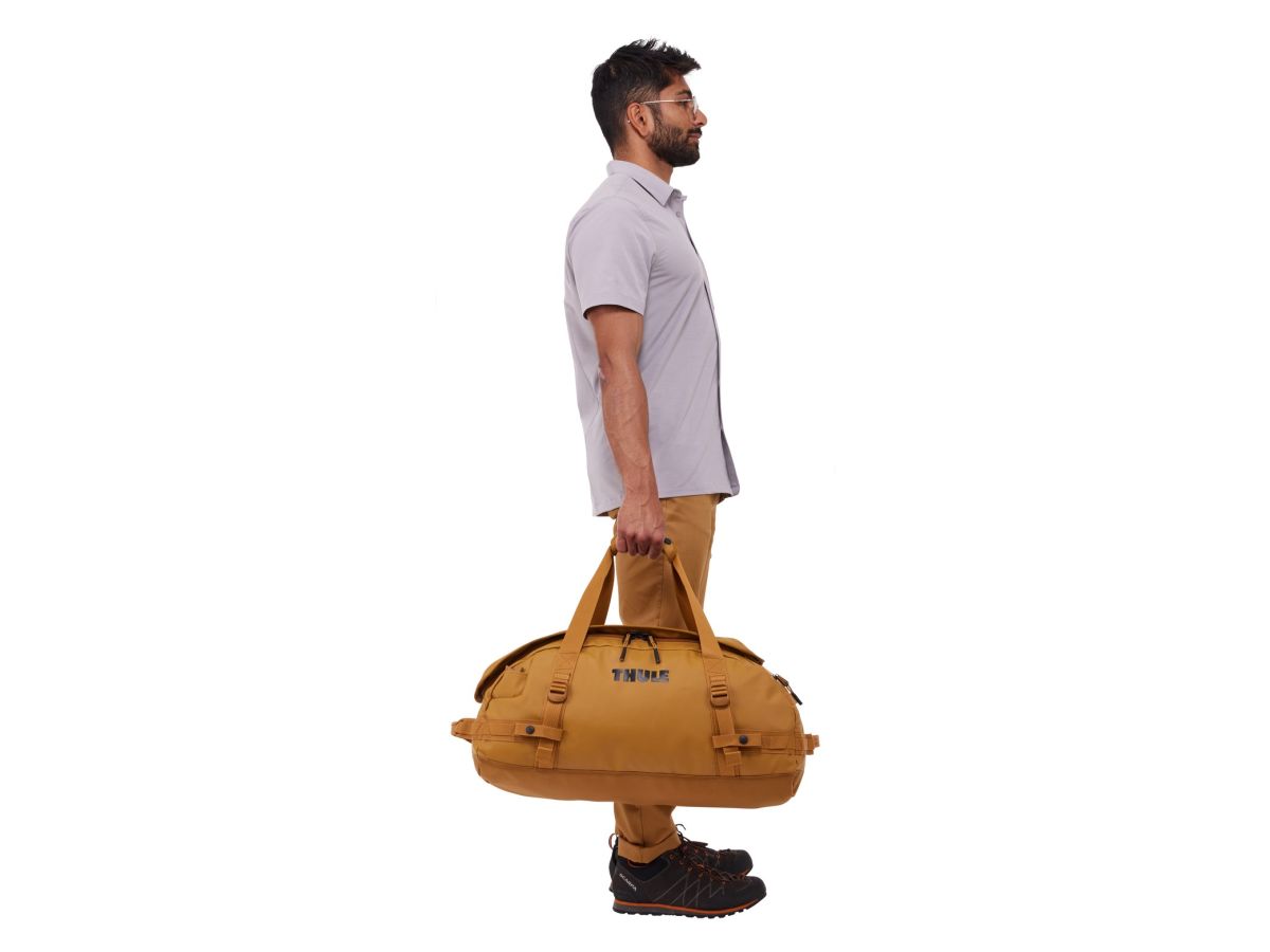 Náhled produktu - Thule Chasm sportovní taška 40 l TDSD302 - Golden Brown