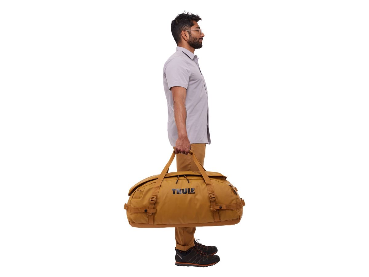 Náhled produktu - Thule Chasm sportovní taška 70 l TDSD303 - Golden Brown