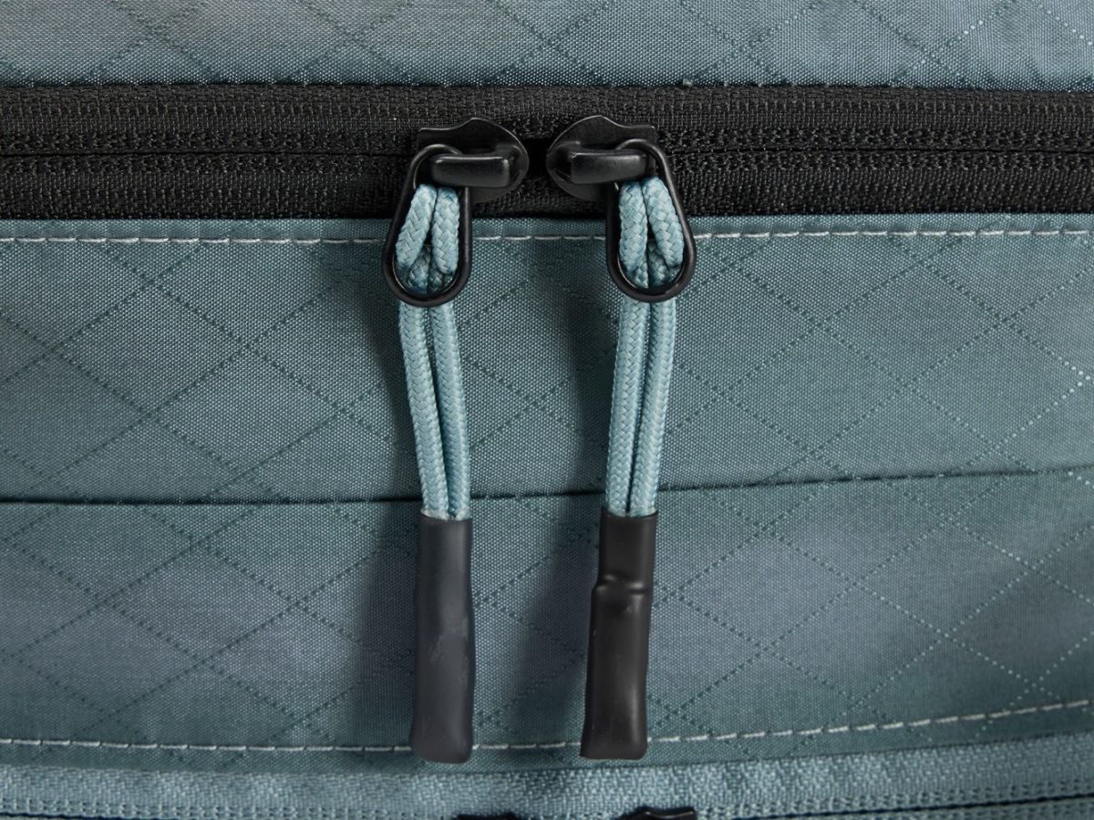 Náhled produktu - Thule cestovní organizér čisté/špinavé TCCD201 - Pond Gray