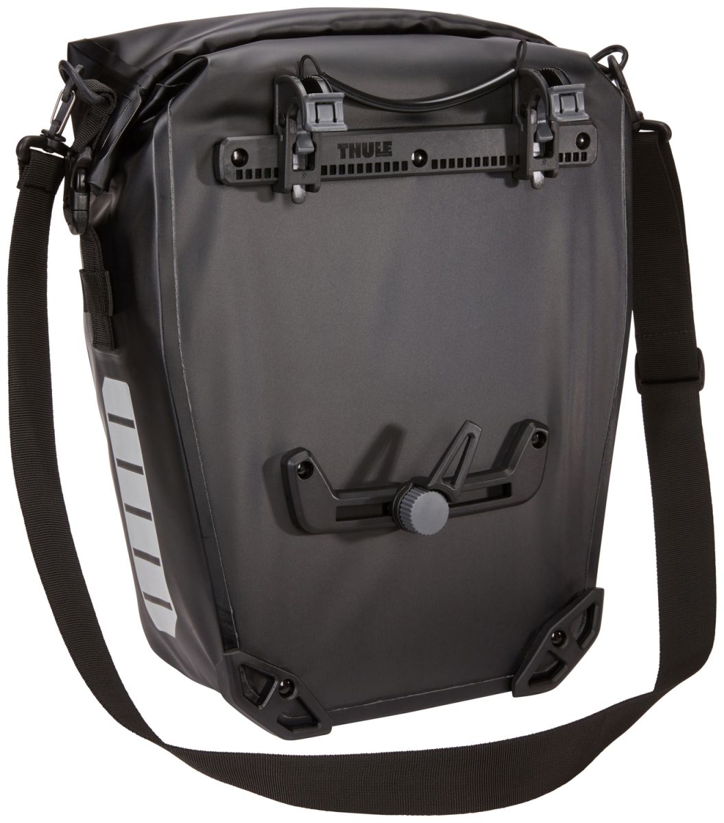 Náhled produktu - Thule Shield - postranní brašna 17 l Black