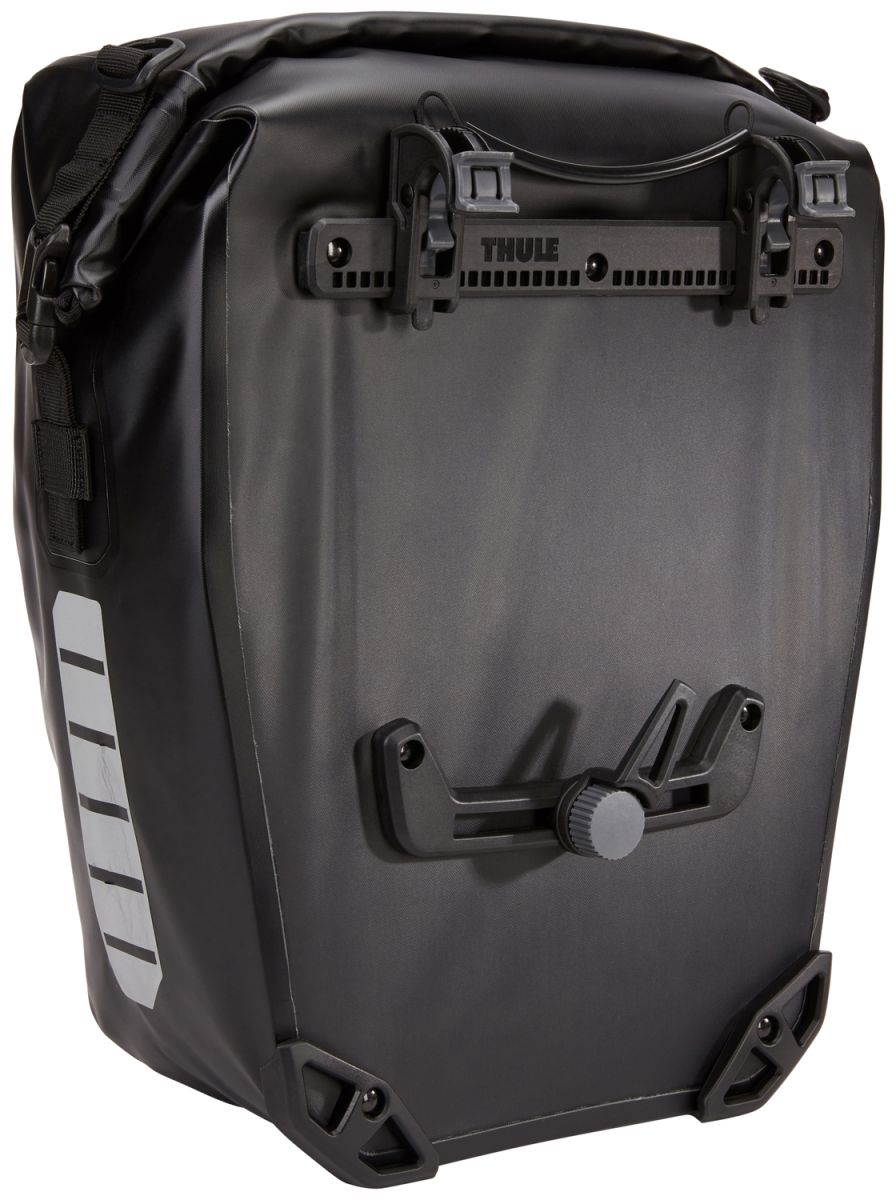 Náhled produktu - Thule Shield - postranní brašna 25 l sada dvou kusů Black