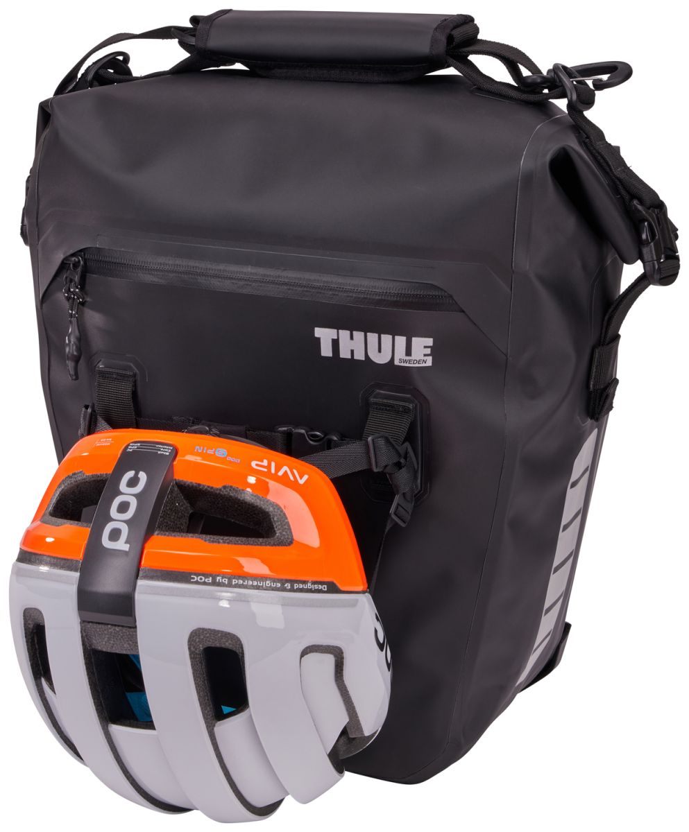 Náhled produktu - Thule Shield - postranní brašna pro dojíždění 22L Black
