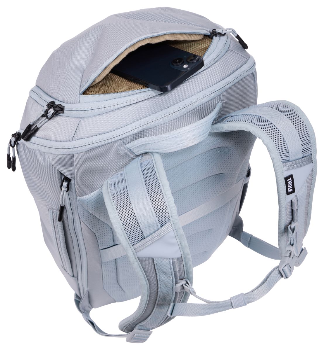 Náhled produktu - Thule Chasm batoh 26 l TCHB215 - Soft Blue