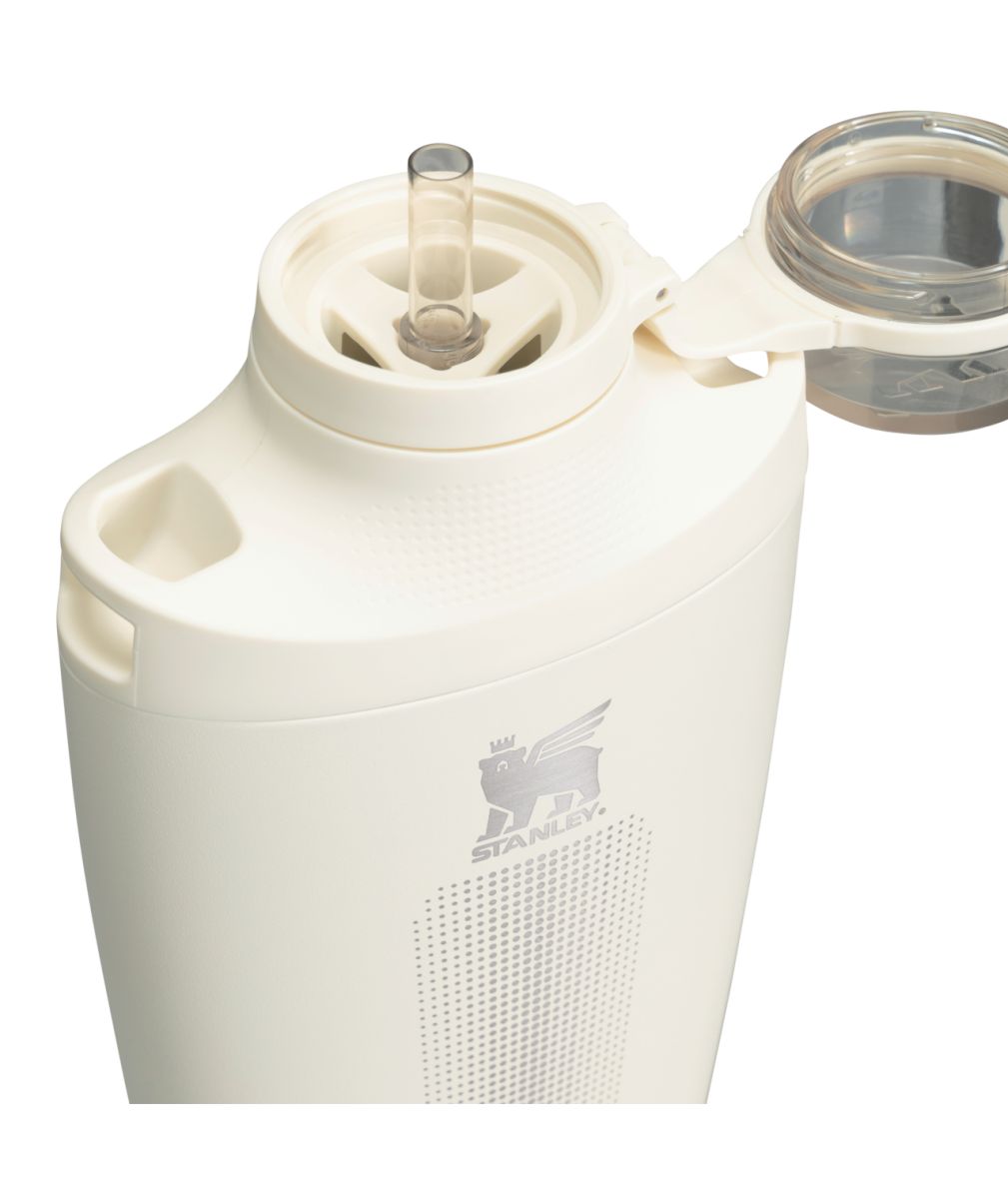 Náhled produktu - STANLEY Láhev/čutora na popruhu The Stanley Cross Bottle 680 ml/23oz Cream