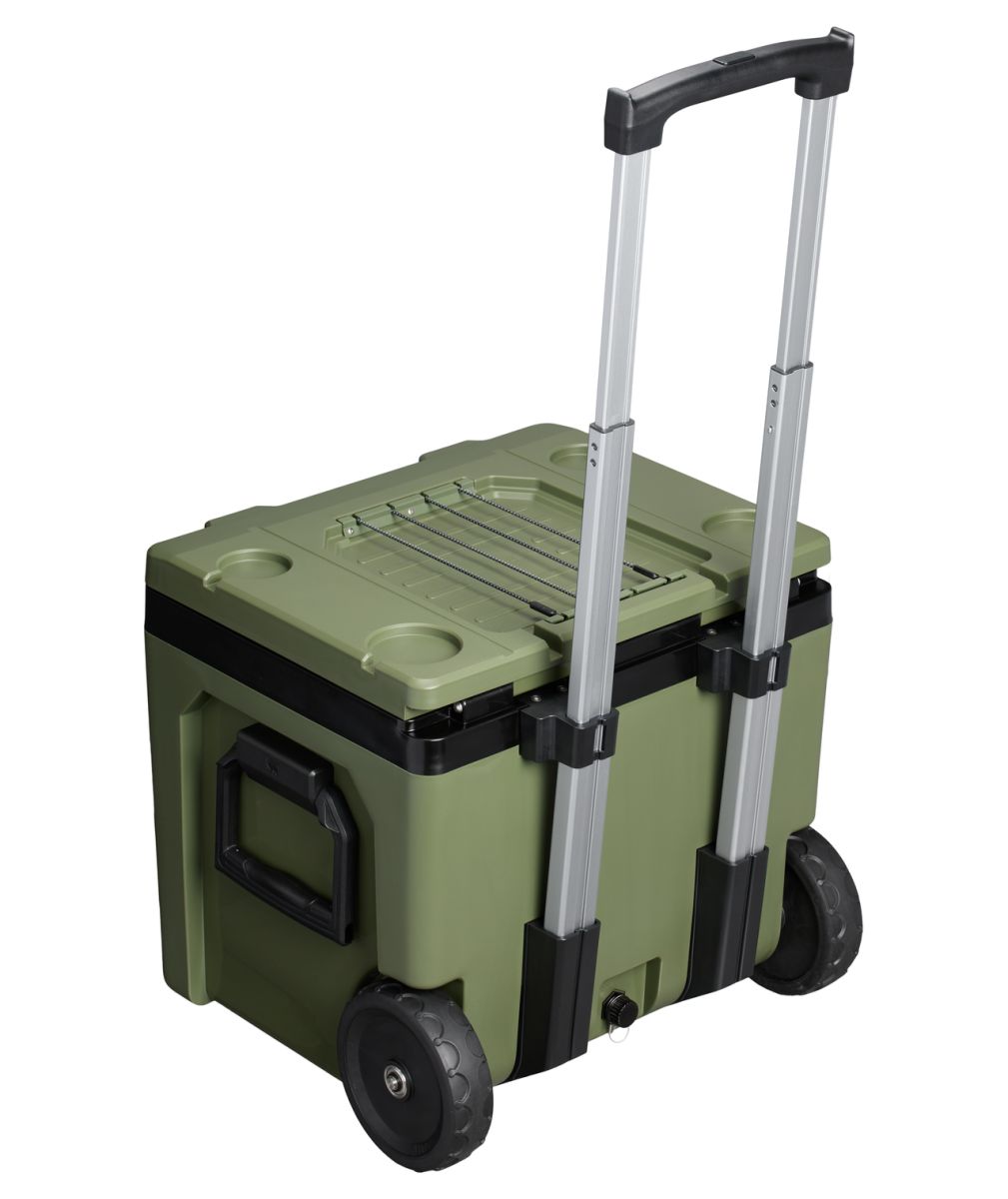 Náhled produktu - STANLEY Pasivní chladící box The Easy-Carry Outdoor Wheeled Cooler 50QT Dried Pine
