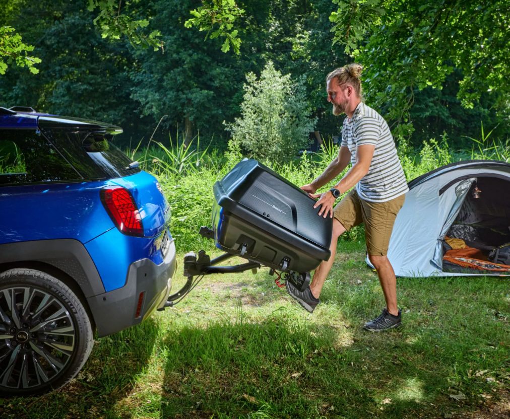 Náhled produktu - Zadní box Hapro Boxer M Hexagon Black +Hapro Boxer platform