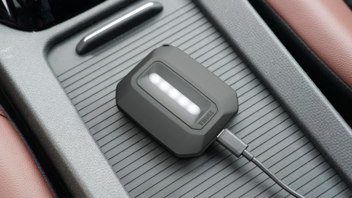 Náhled produktu - Thule Epos ParkSecure 3bike s parkovacími senzory + taška 9793